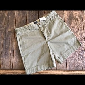 New Banana Republic Green Shorts Size 31 - Reade